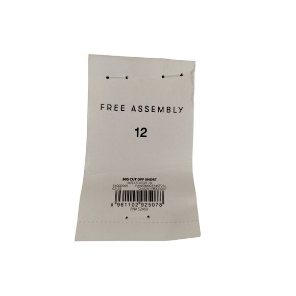 Free Assembly Womens 12 Cut Off Shorts 90s Style Blue Denim High Rise New - Picture 9 of 12